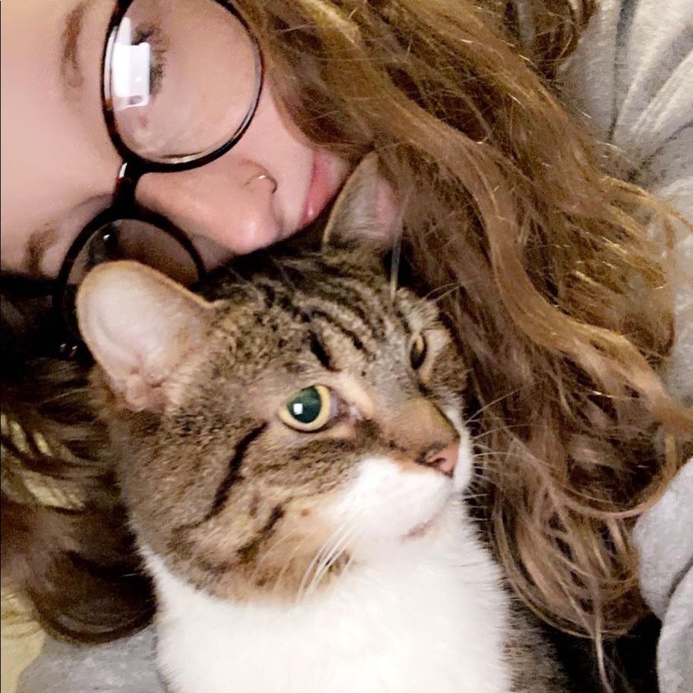 Meet your Posher, Hailey